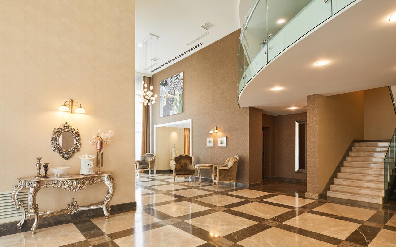 Gallery Palace Hotel Tbilisi Exterior photo